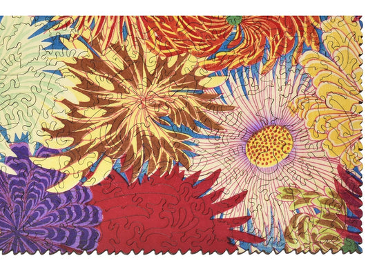 A closeup of the front of the puzzle, Chiyogami Chrysanthemums, showing the detail in the pieces.