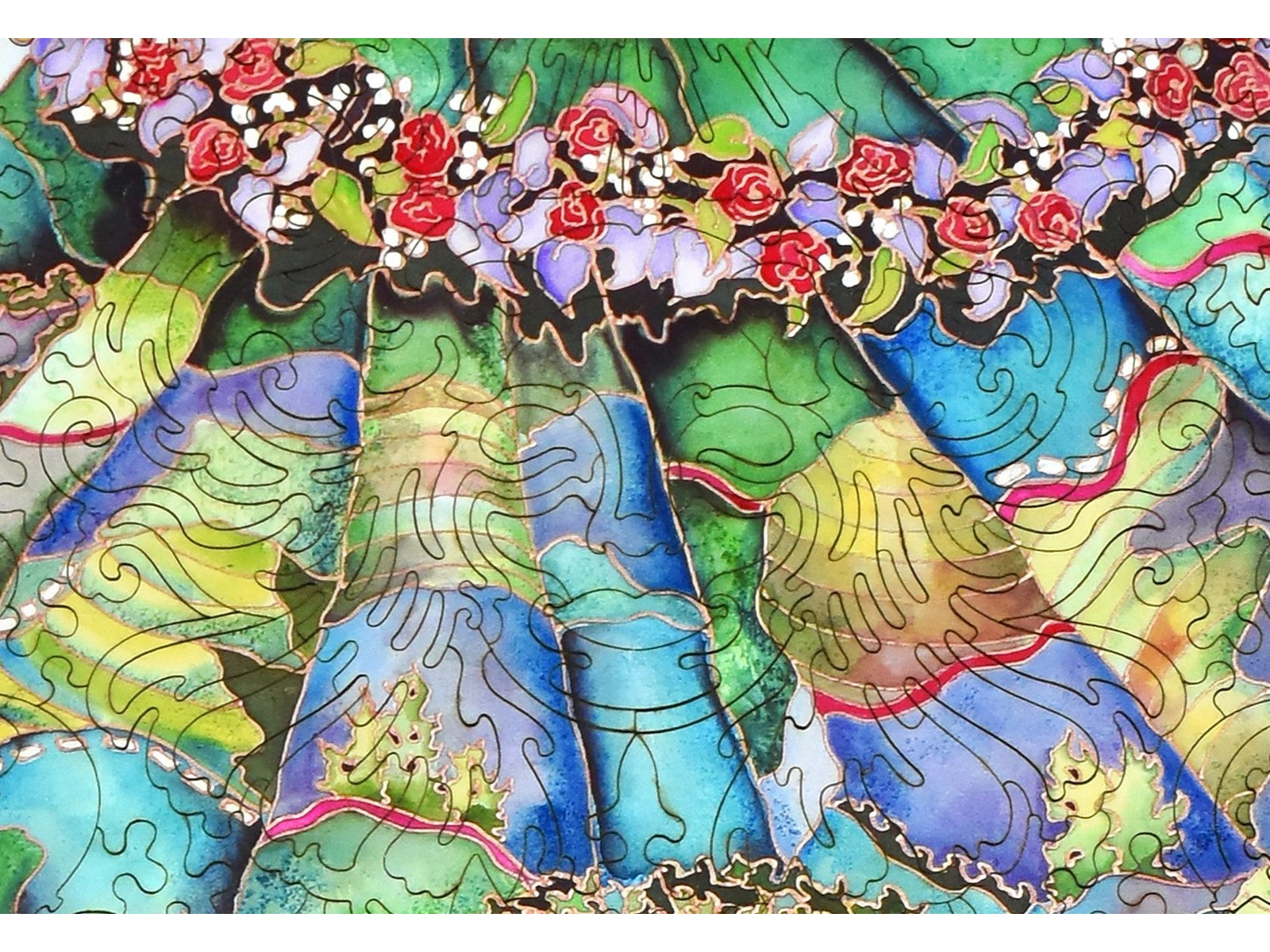 A closeup of the front of the puzzle, Maui, showing the detail in the pieces.