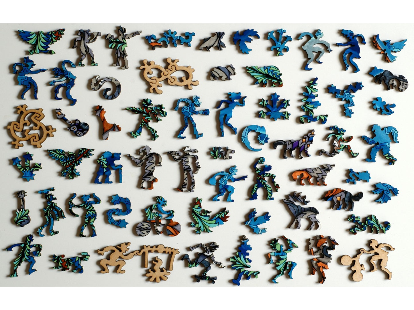 The whimsy pieces that can be found in the puzzle, Wolf Song.