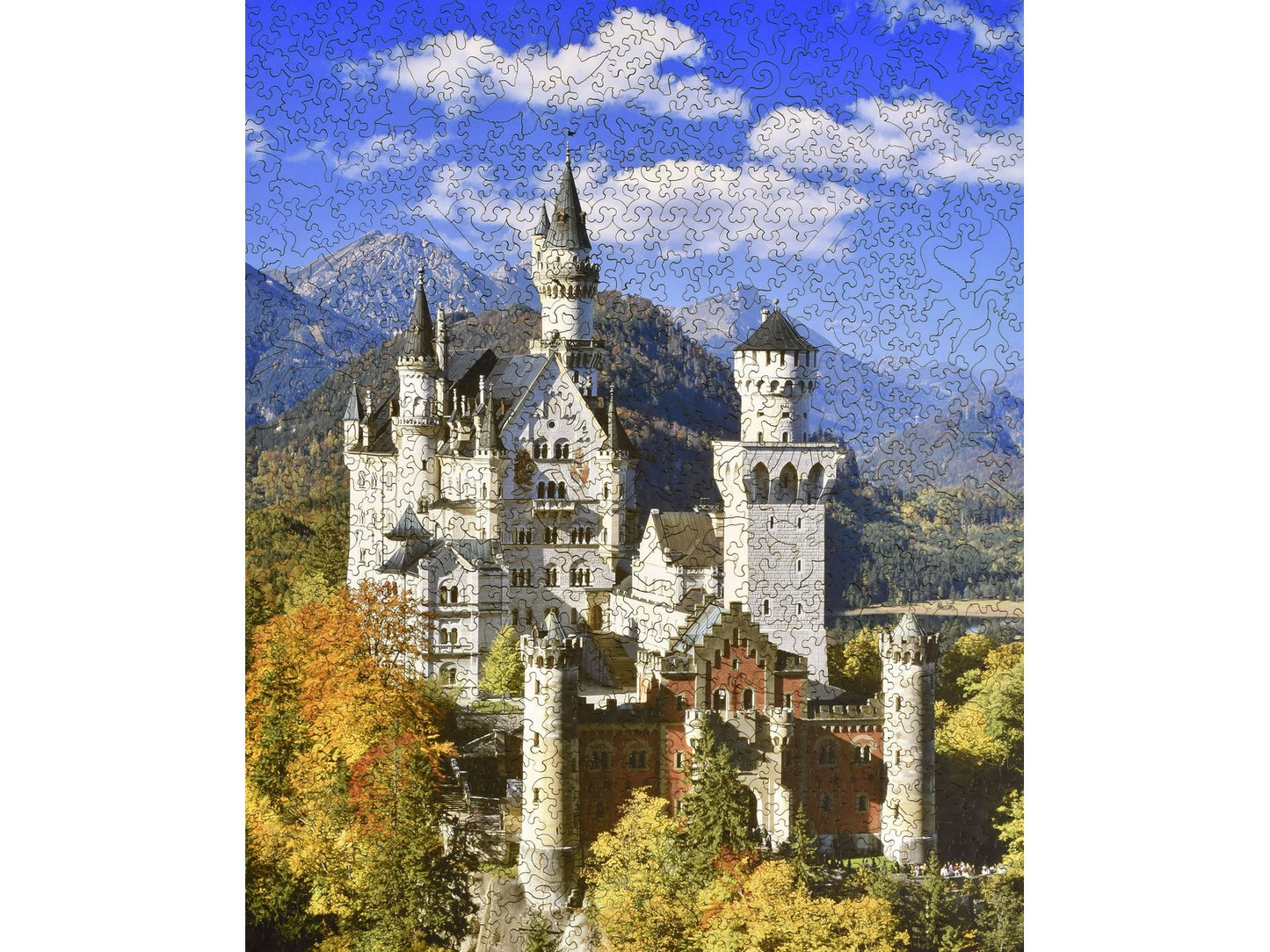The front of the puzzle, Castle Neuschwanstein, which shows a large white castle in a mountainous setting.