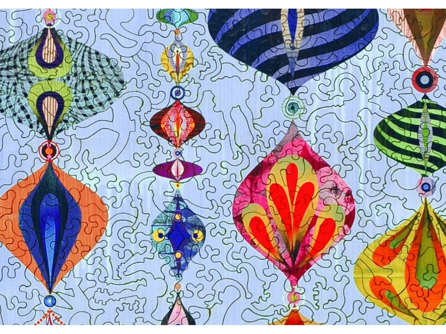 A closeup of the front of the puzzle, Arabesque.