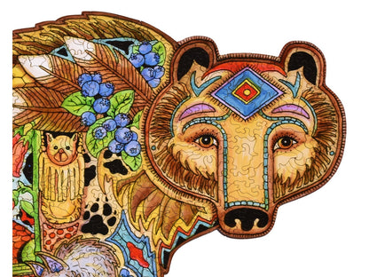 A closeup of the front of the puzzle, Grizzly Bear.