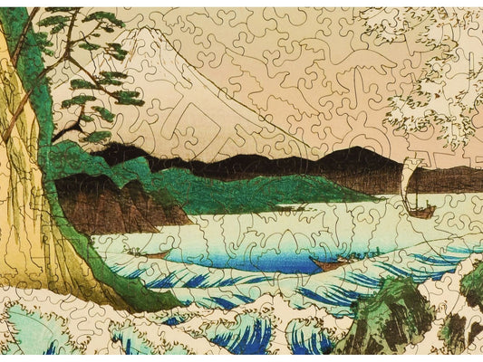 A closeup of the front of the puzzle, The Sea at Satta, Suruga Province, showing the detail in the pieces.